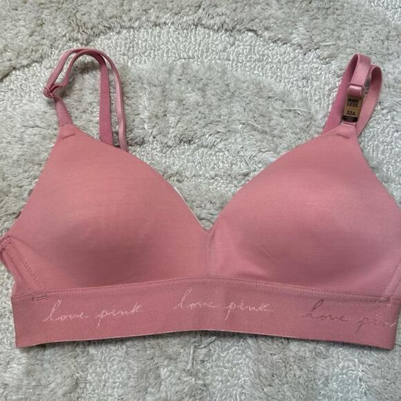 PINK Wear Everywhere Wireless Bra - Picture 1 of 6